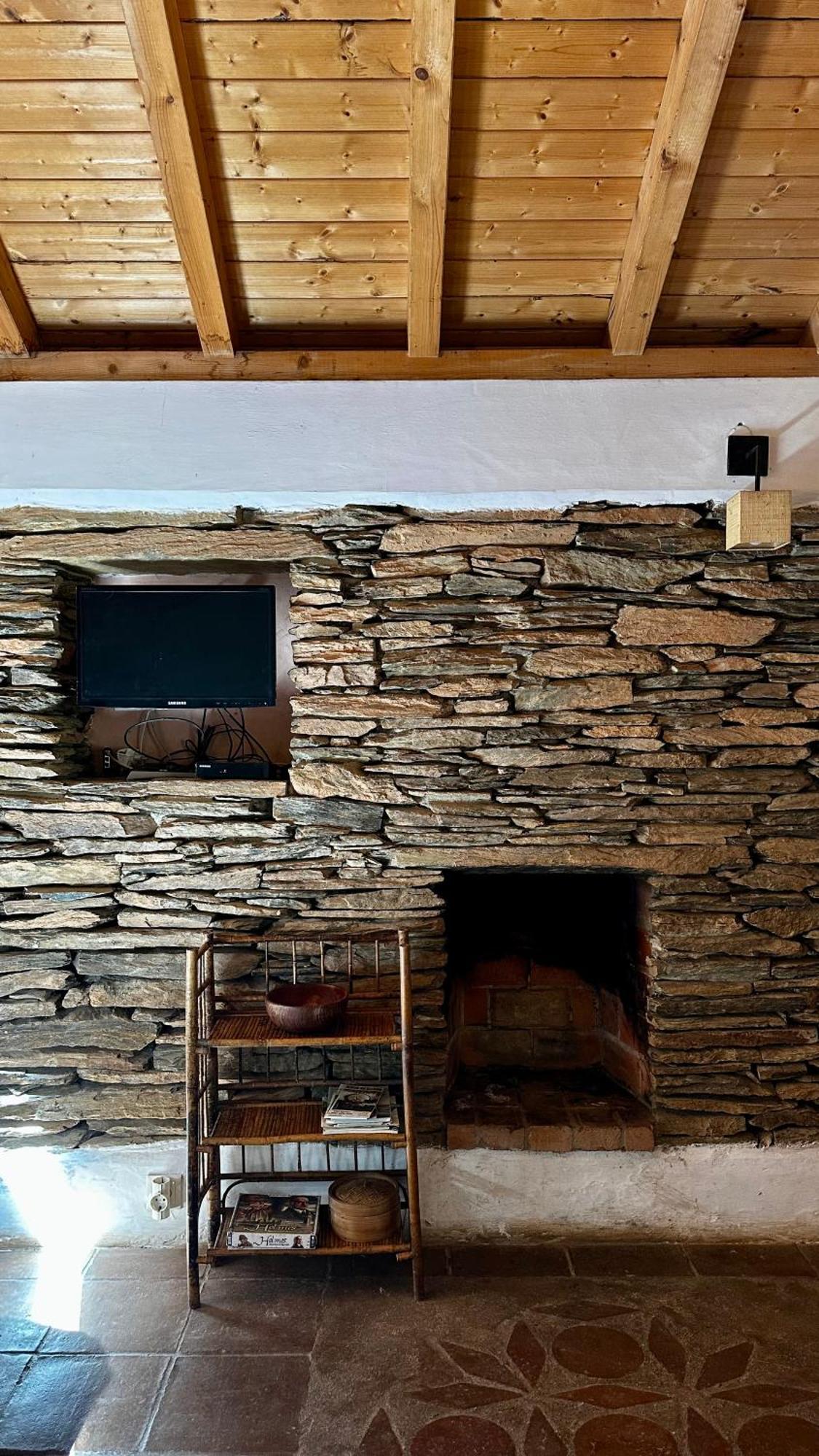 Casas Da Cerca Guest House Troviscais Bagian luar foto