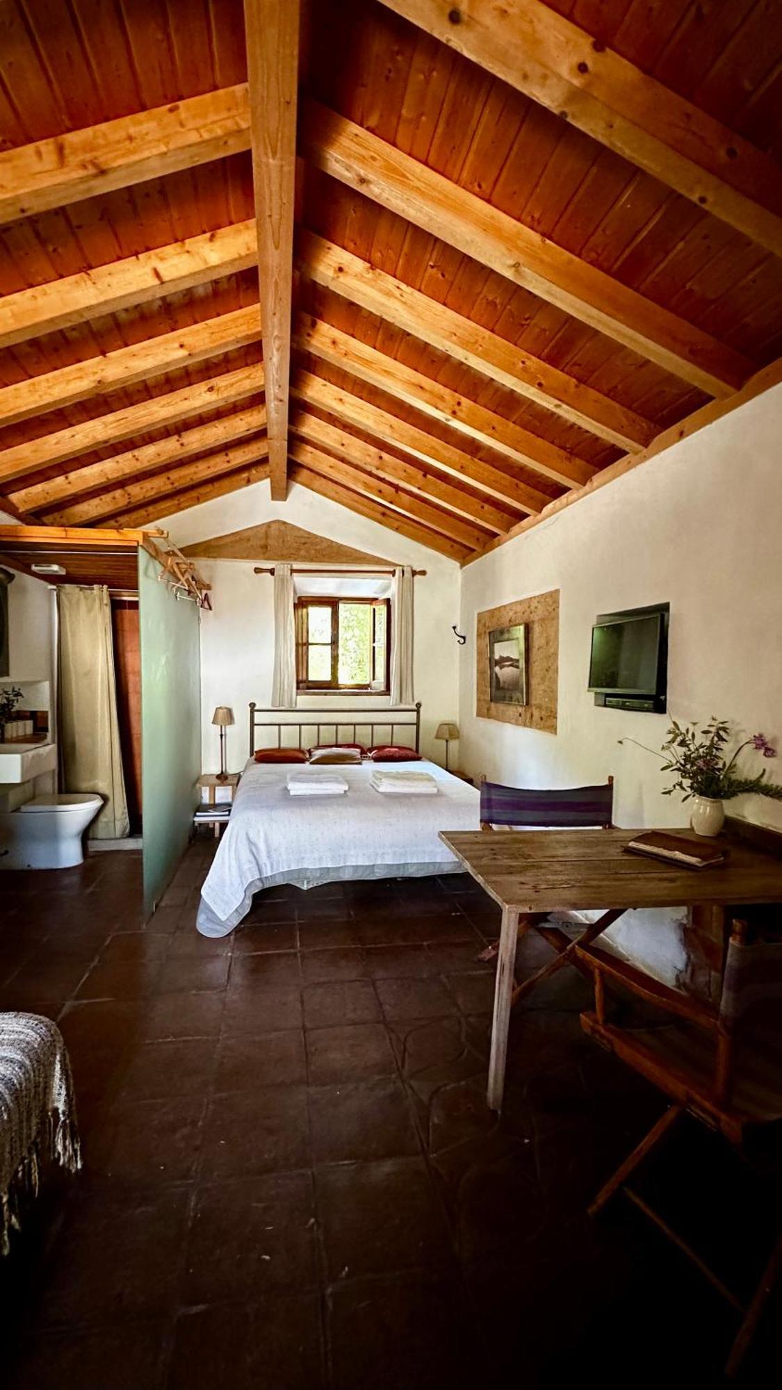 Casas Da Cerca Guest House Troviscais Bagian luar foto