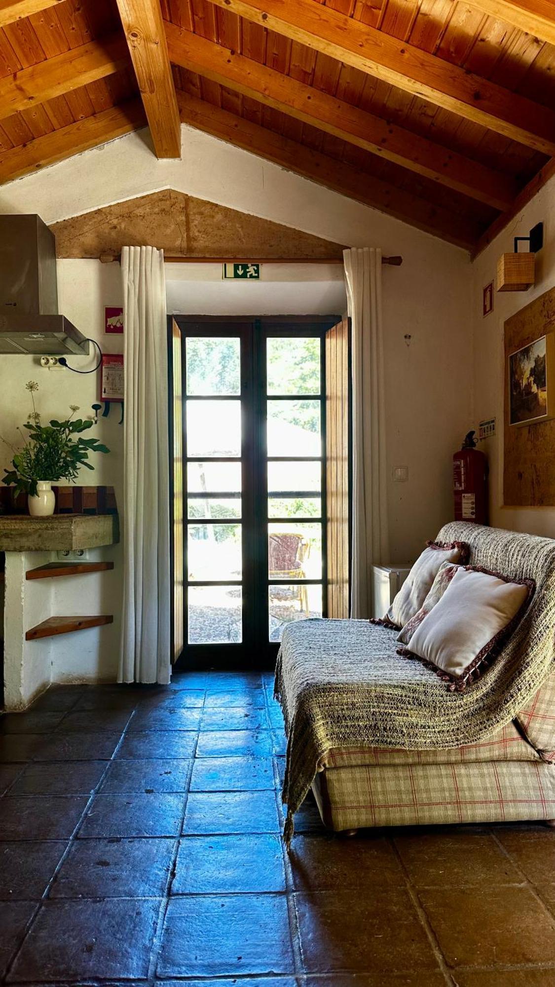 Casas Da Cerca Guest House Troviscais Bagian luar foto