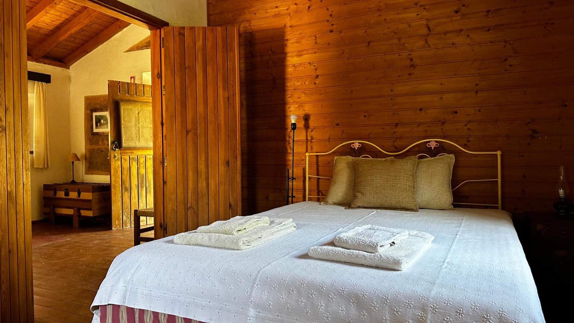 Casas Da Cerca Guest House Troviscais Bagian luar foto